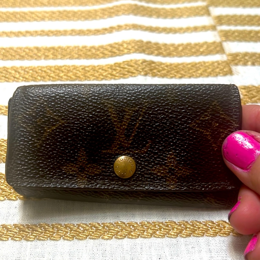 Louis Vuitton monogram keyholder pouch